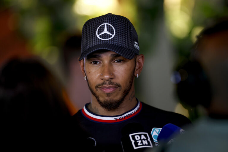 Hengkang ke Ferrari, Lewis Hamilton tepis isu hilang kepercayaan kepada Mercedes