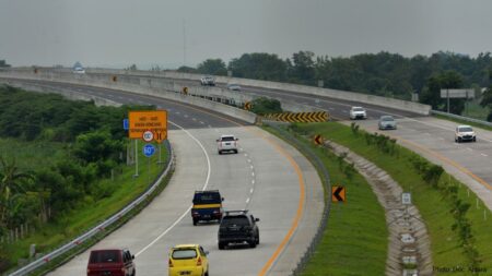 Hal-hal yang wajib diketahui pengendara ketika di jalan tol