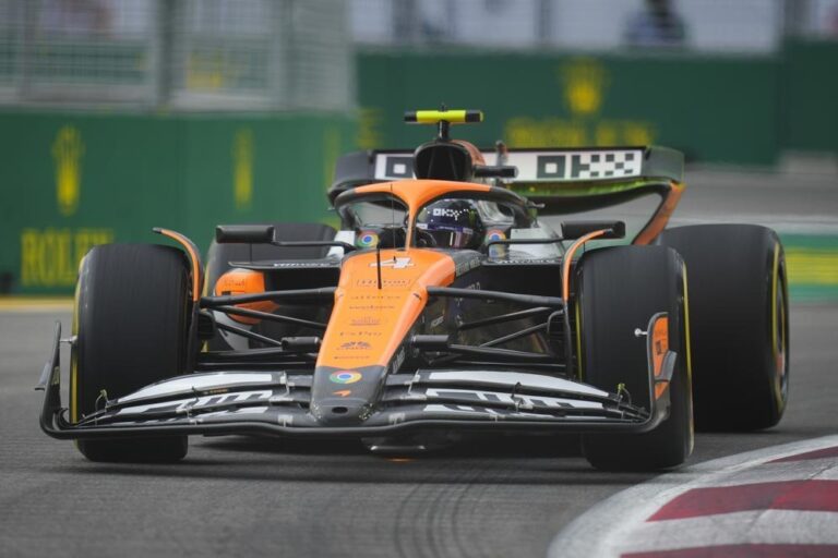 Lando Norris juarai GP Singapura di Sirkuit Marina Bay Street
