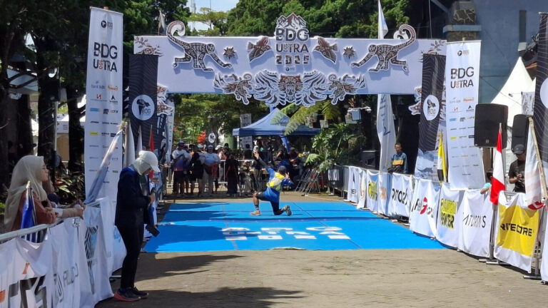 Eiger Adventure Dukung Lomba Lari Lintas Alam ‘BDG100 Ultra 2025’