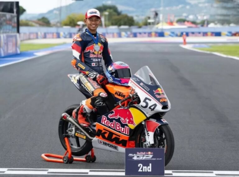 Lirik Veda Ega Pratama, Bos Gresini Racing : Ia Sangat Kuat, Kami Butuh Pembalap Asia