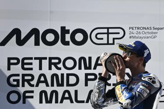 WhatsApp Image 2025-10-27 at 09.36.52