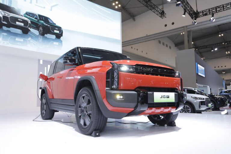 Chery J6T Resmi Mengaspal, Harga Mulai dari 500 Jutaan